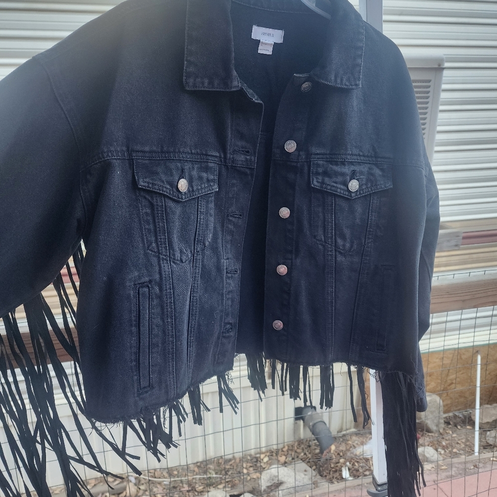 KISS handcrafted denim jacket Ptp 22 - Picture 2 of 6